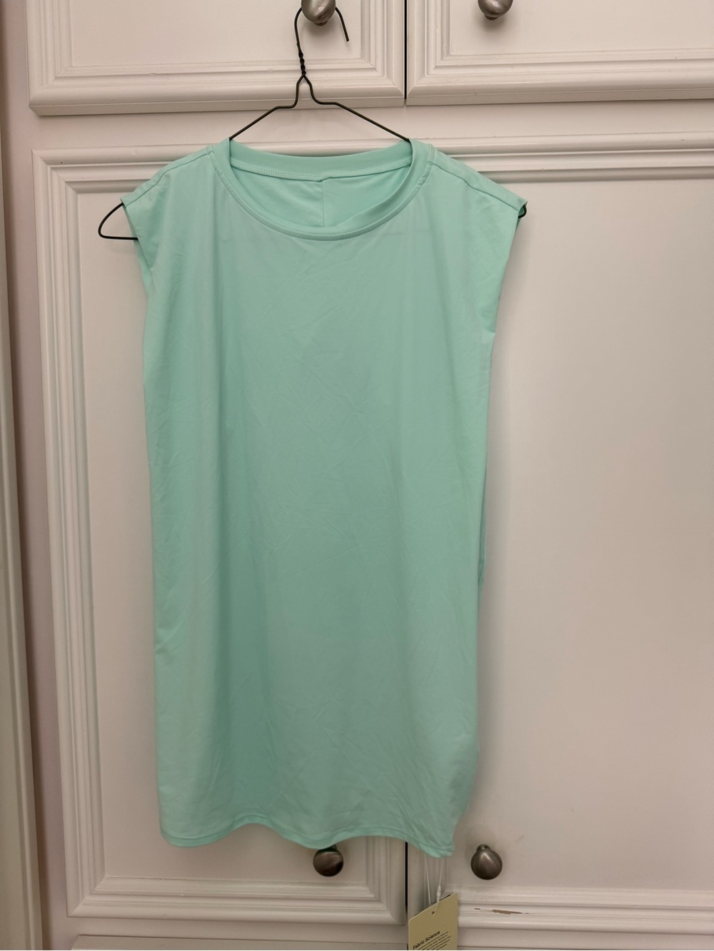 HALARA Sleeveless Tank Top in Mint